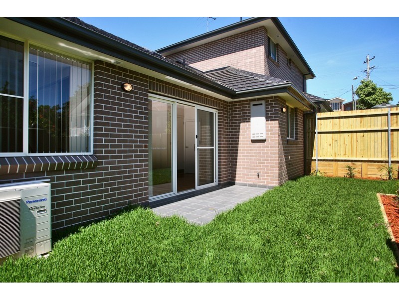 2/45 Marsden Road, West Ryde NSW 2114