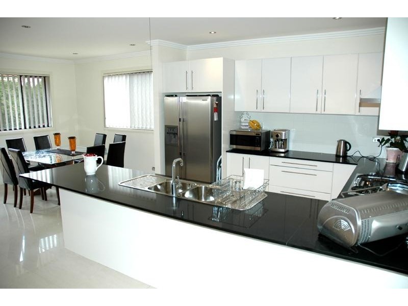 5A Redbank Road, Northmead NSW 2152