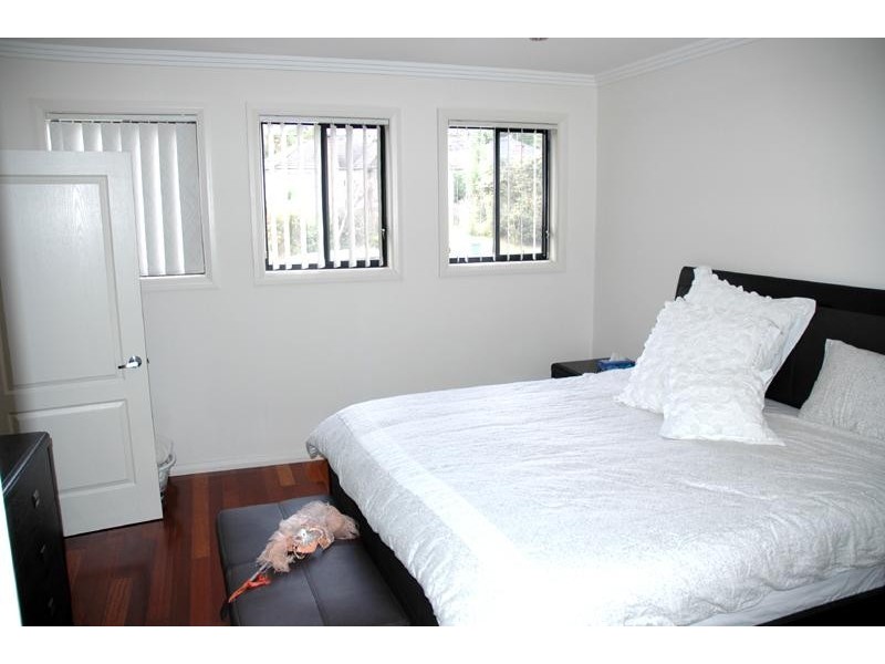 5A Redbank Road, Northmead NSW 2152