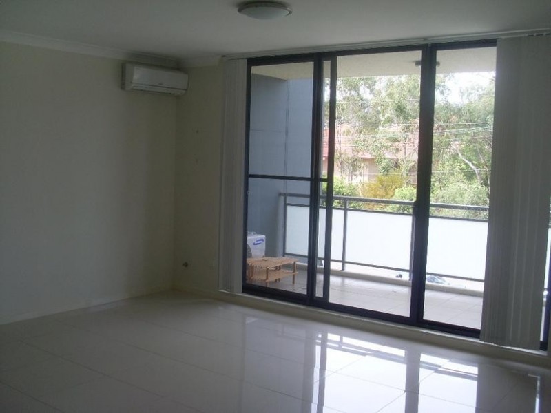 8/57-61 The Esplanade, Guildford NSW 2161