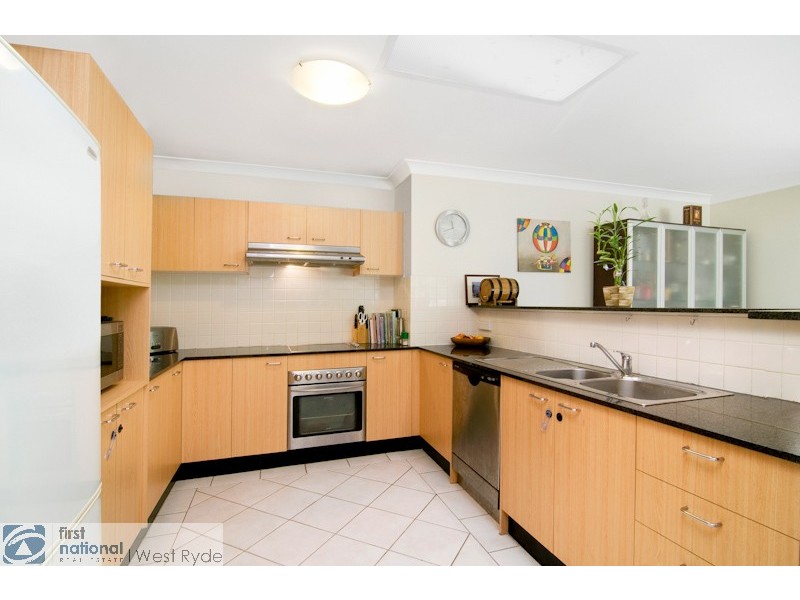 1/2 Jeanette Street, East Ryde NSW 2113