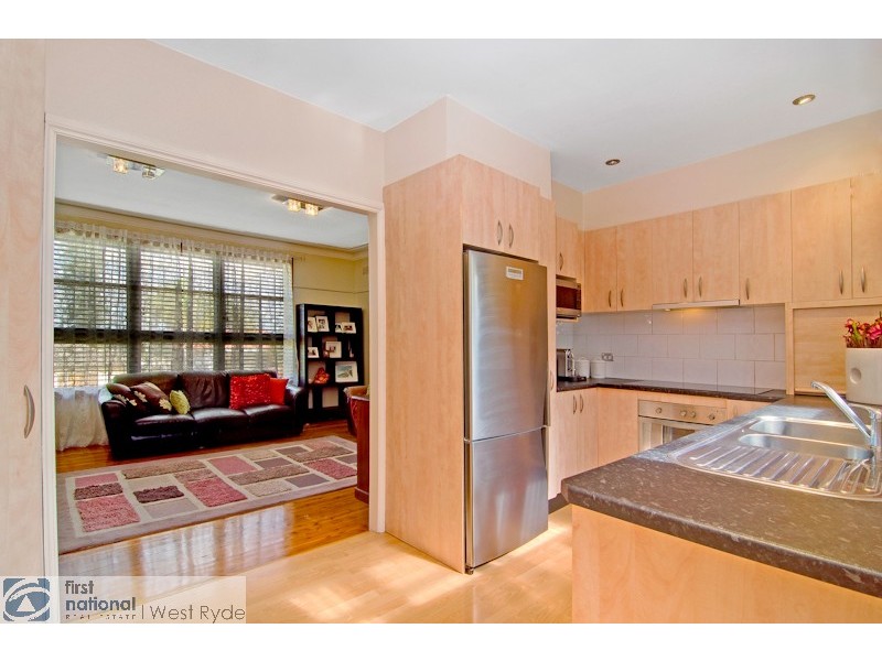 6 Lindsay Avenue, Ermington NSW 2115