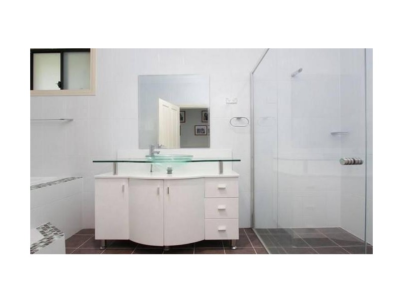 6 Royal Place, Greystanes NSW 2145