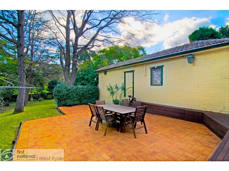 8 Shaftsbury Road, West Ryde NSW 2114