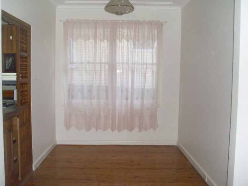 12 Ronald Ave, Ryde NSW 2112