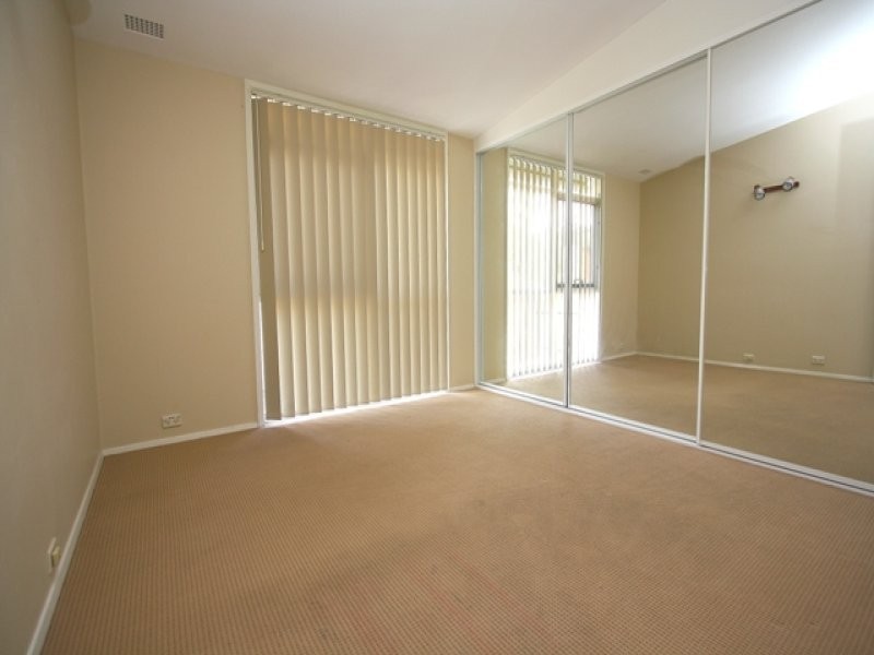 7 Brooker Avenue, Oatlands NSW 2117