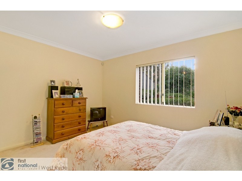 1/2 Simla Road, Denistone NSW 2114