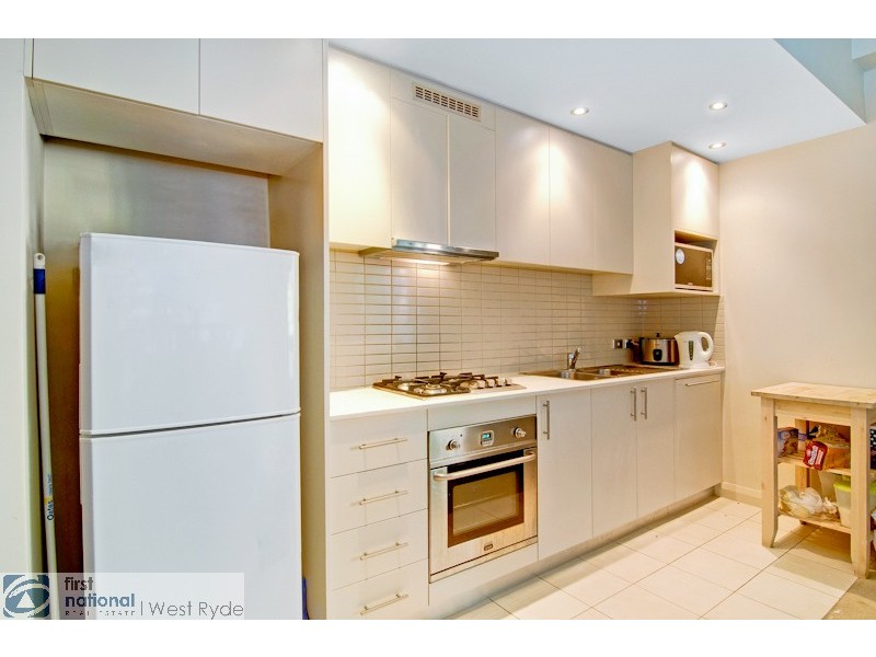 61/11 Bay Drive, Meadowbank NSW 2114