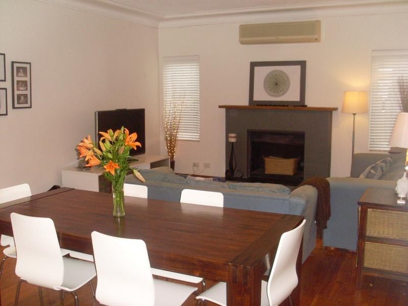 39 Glenayr Avenue, Denistone West NSW 2114