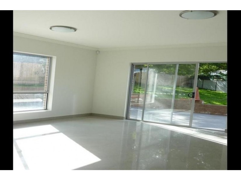 11A Linden Grove, Ermington NSW 2115