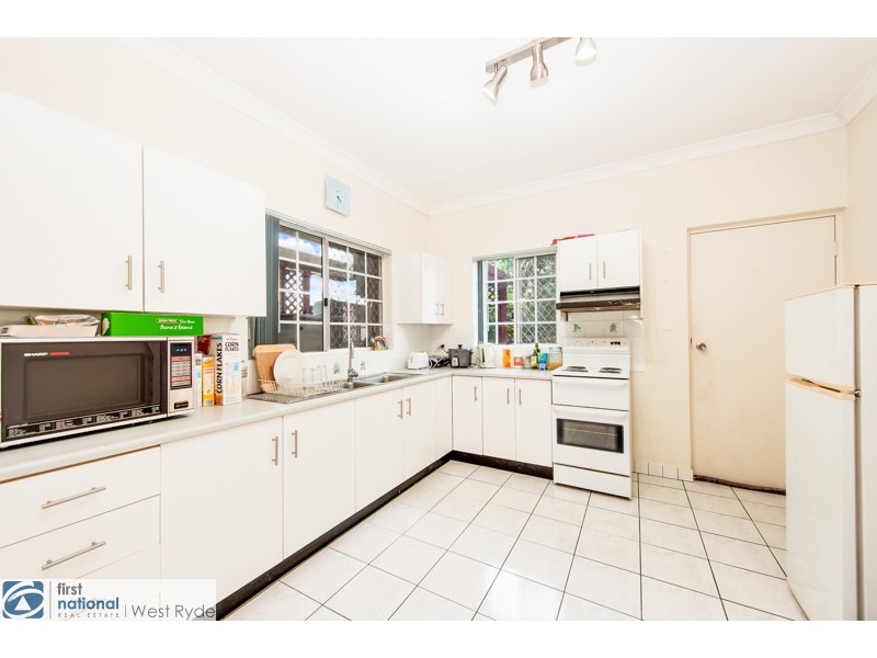 2/12 Deakin Street, West Ryde NSW 2114