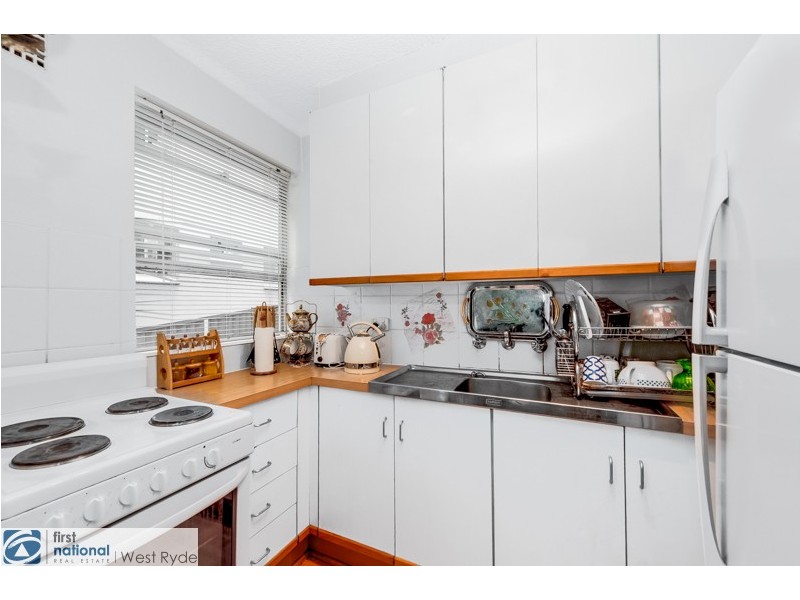 15/24 Meadow Crescent, Meadowbank NSW 2114