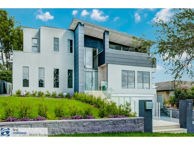 7 Arcadian Circuit, Carlingford NSW 2118