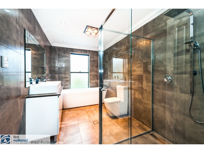 7 Arcadian Circuit, Carlingford NSW 2118