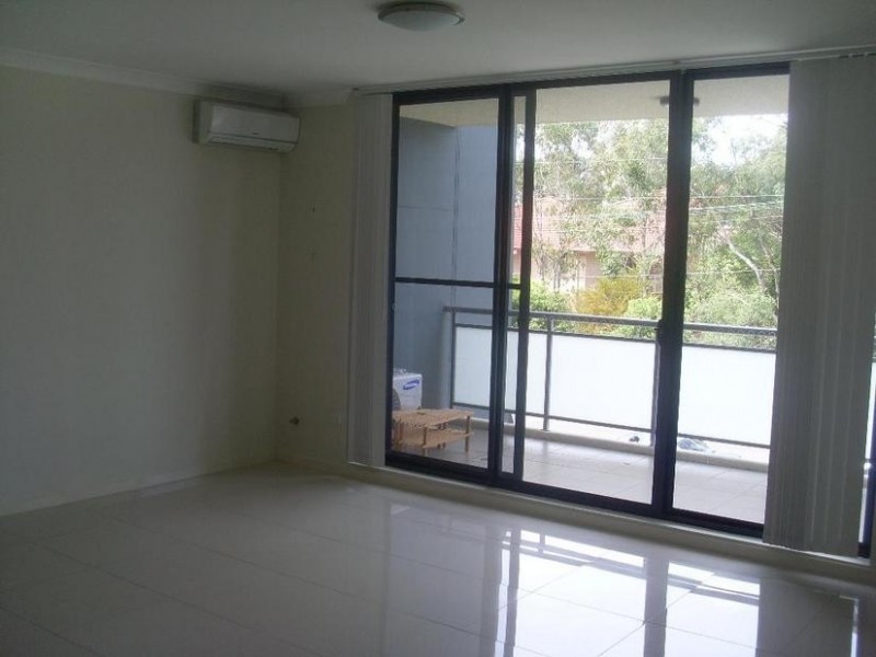 8/57-61 The Esplanade, Guildford NSW 2161