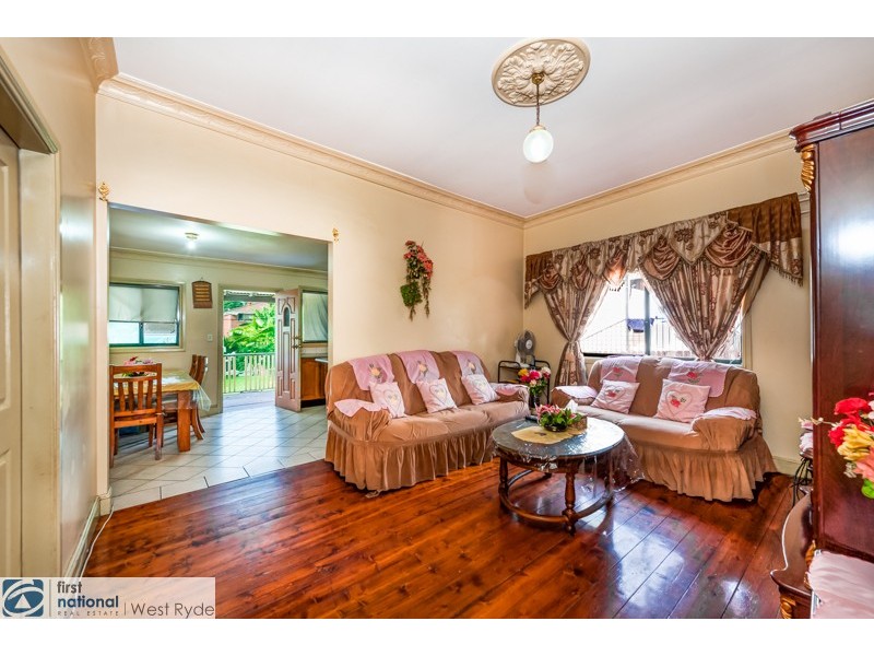 43 Peter Street, Blacktown NSW 2148