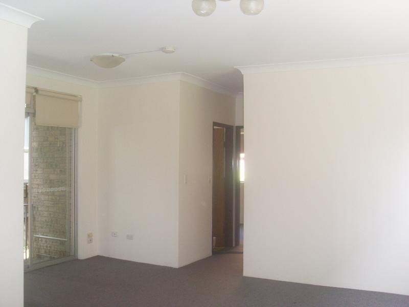 1/12 Ross Street, Gladesville NSW 2111