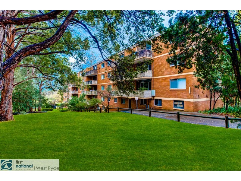 15/12 Meadow Crescent, Meadowbank NSW 2114