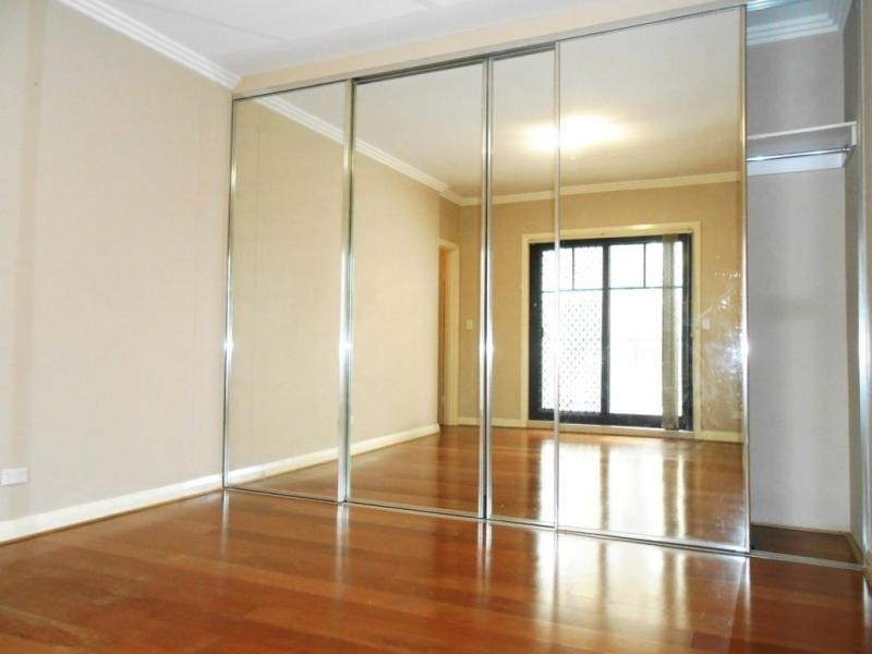 8/143 Bowden Street, Meadowbank NSW 2114