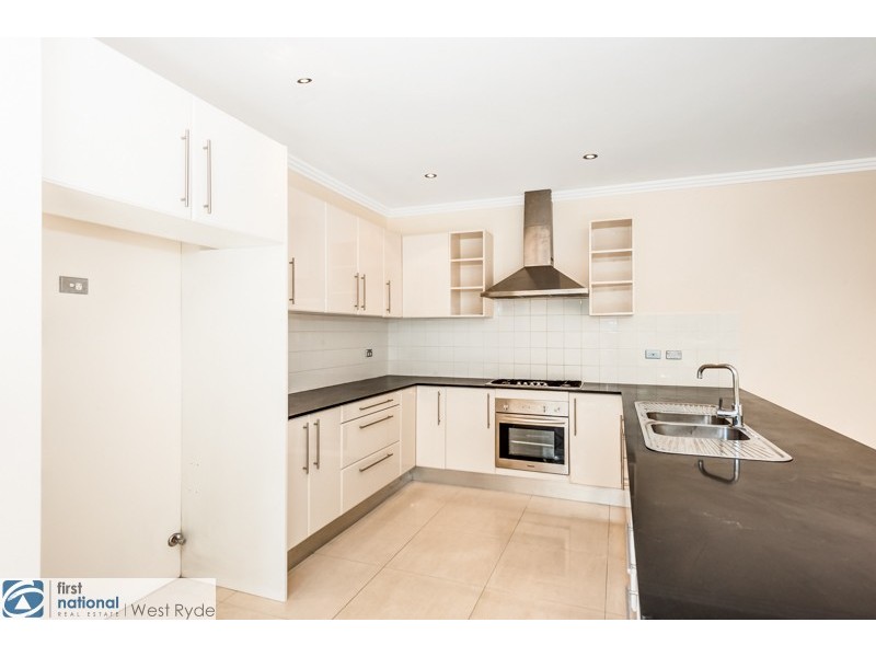 5A Redbank Road, Northmead NSW 2152