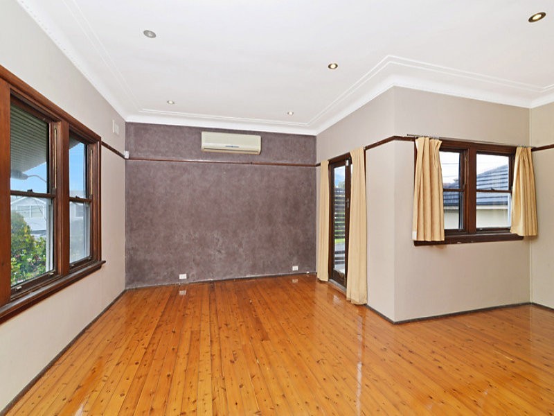 1 Eileen Street, Ryde NSW 2112
