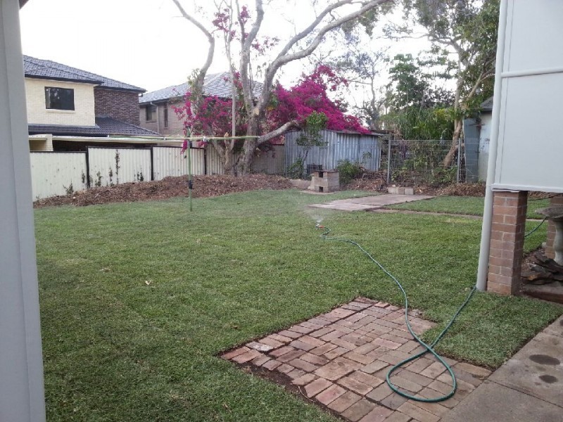 8 Woodward Street, Ermington NSW 2115