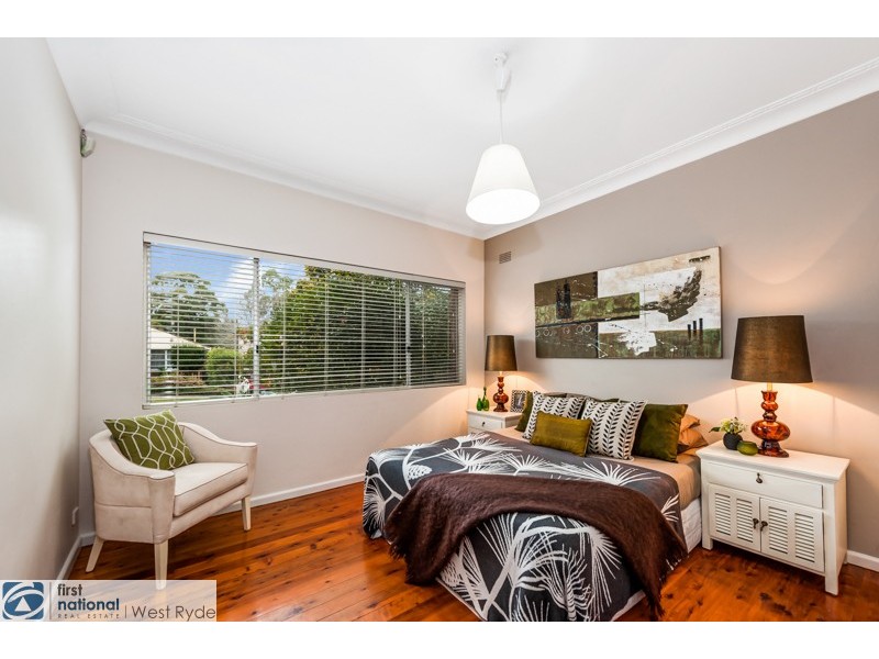 39 Glenayr Avenue, Denistone West NSW 2114
