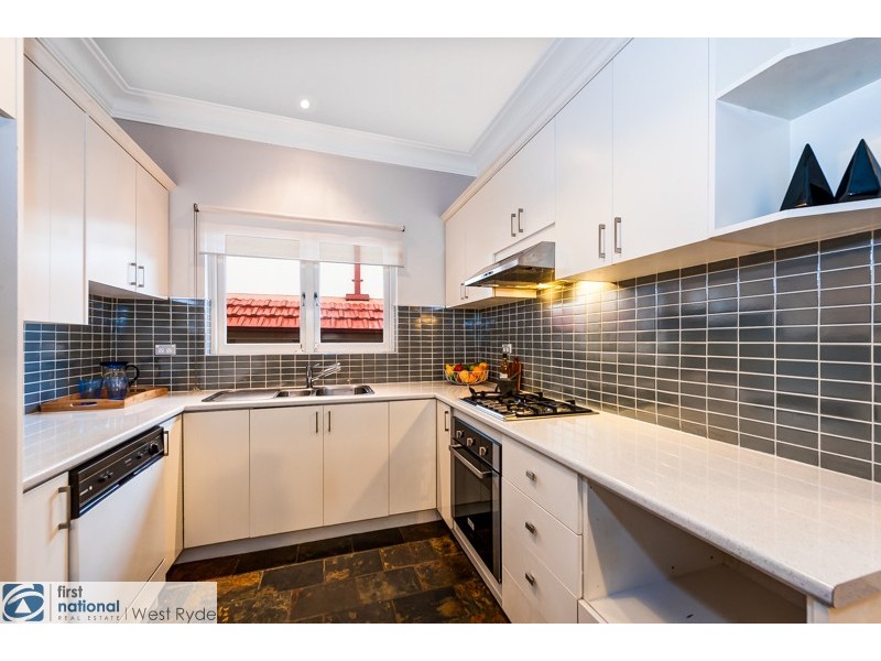39 Glenayr Avenue, Denistone West NSW 2114
