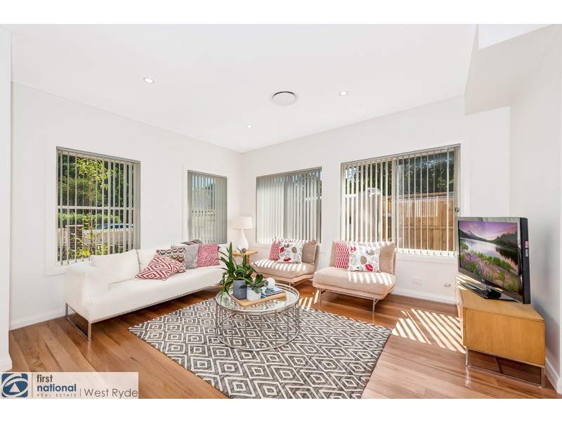 2/10 Hermoyne Street, West Ryde NSW 2114