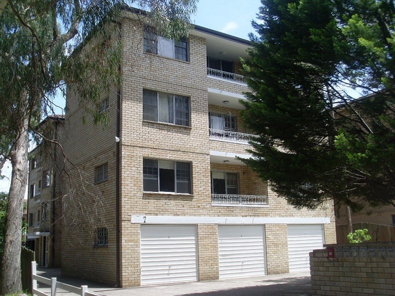 1/7 Endeavour Street, West Ryde NSW 2114