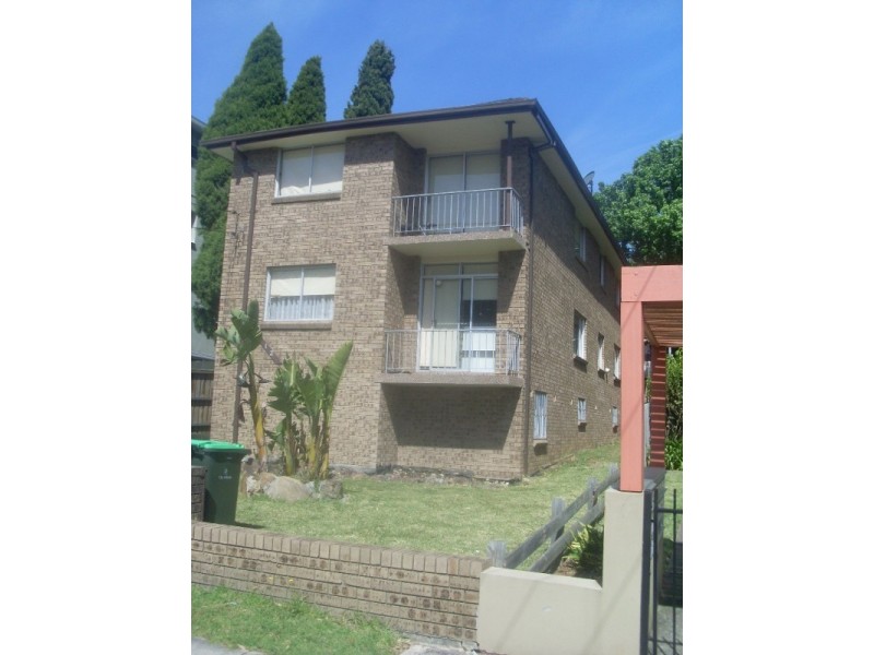 2/12 Ross Street, Gladesville NSW 2111