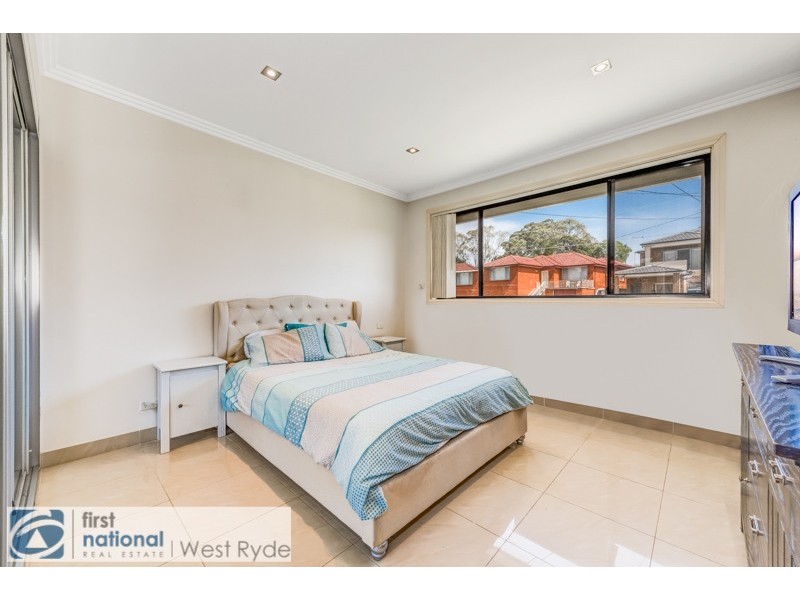 6 Royal Place, Greystanes NSW 2145