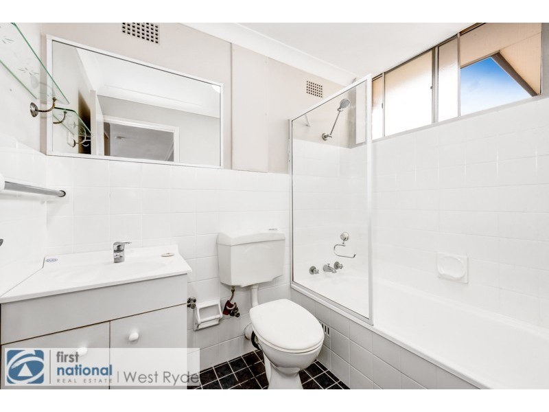 18/19 Meadow Crescent, Meadowbank NSW 2114