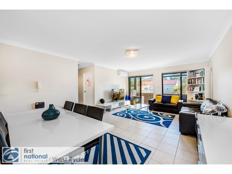 1/13 Oxford Street, Merrylands NSW 2160