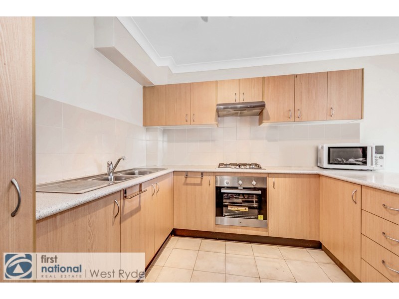 1/13 Oxford Street, Merrylands NSW 2160