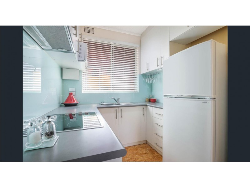 17/10 Bank Street, Meadowbank NSW 2114