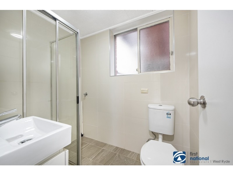 1/10 Bank Street, Meadowbank NSW 2114