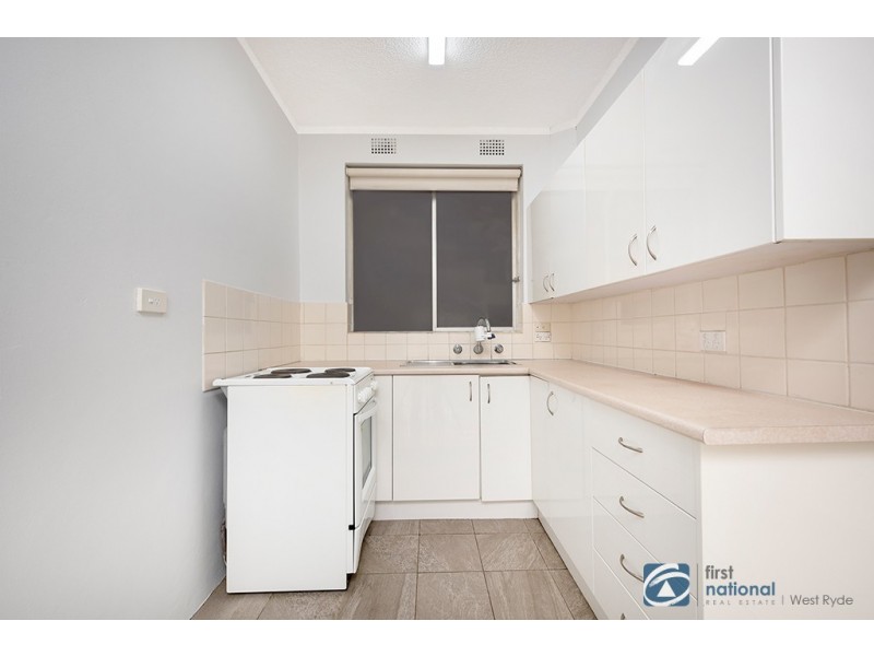 1/10 Bank Street, Meadowbank NSW 2114