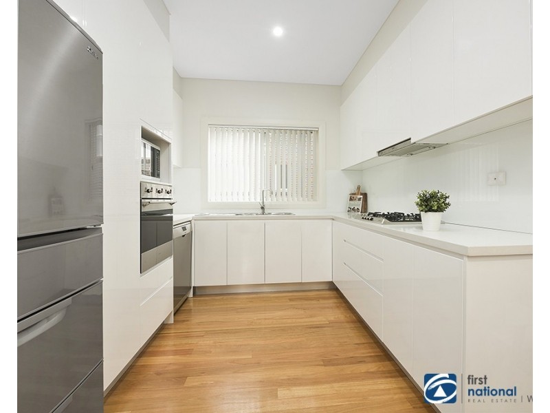 2/10 Hermoyne Street, West Ryde NSW 2114