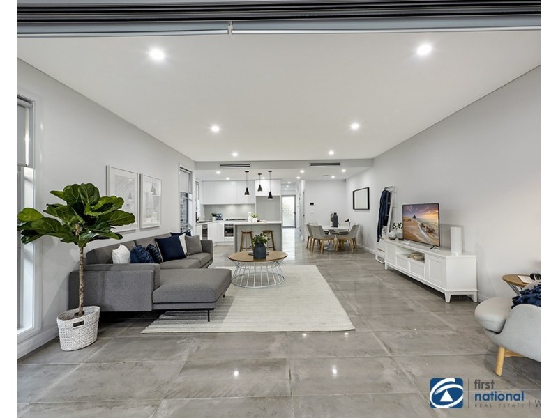 8A Hemsworth Avenue, Northmead NSW 2152