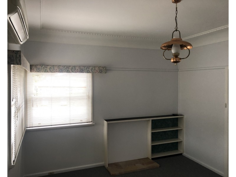 12 Maguerette Street, Ermington NSW 2115