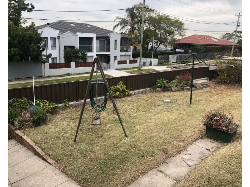 12 Maguerette Street, Ermington NSW 2115