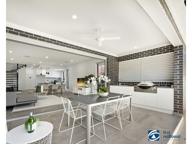 8 Hemsworth Avenue, Northmead NSW 2152