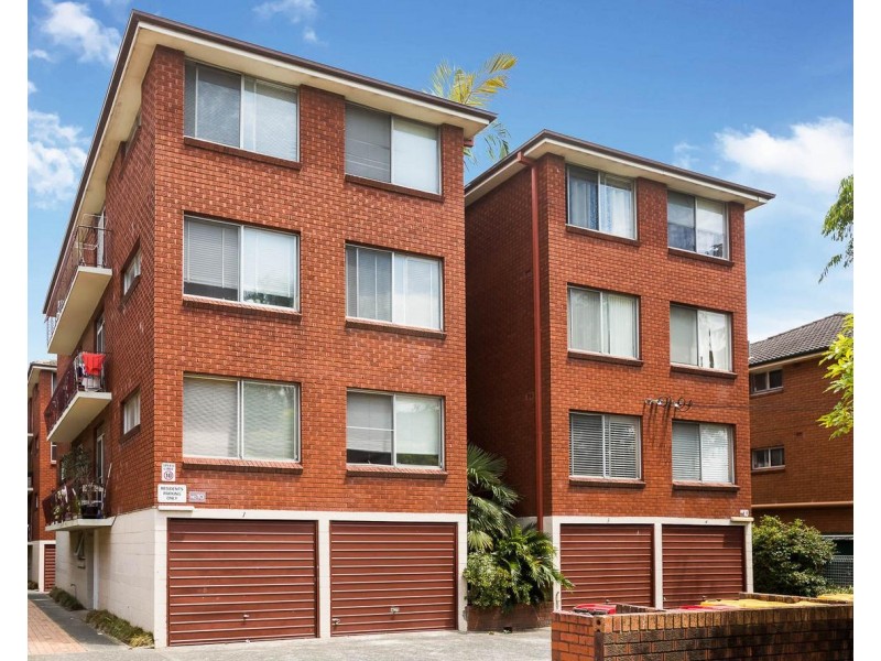 17/10 Bank Street, Meadowbank NSW 2114