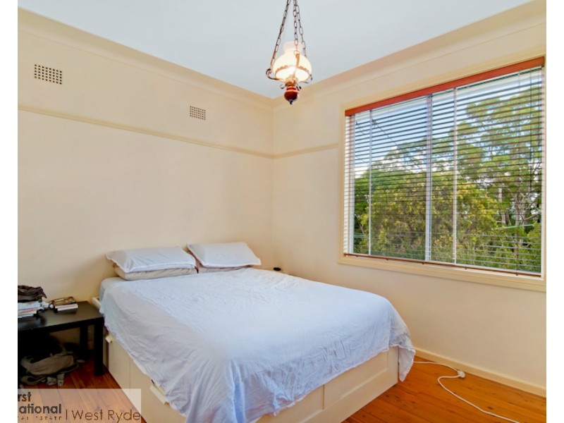 3 Manning Parade, Dundas Valley NSW 2117