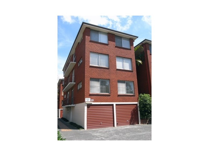 1/10 Bank Street, Meadowbank NSW 2114