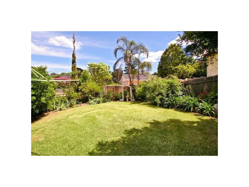 29 Anzac Avenue,, Denistone NSW 2114