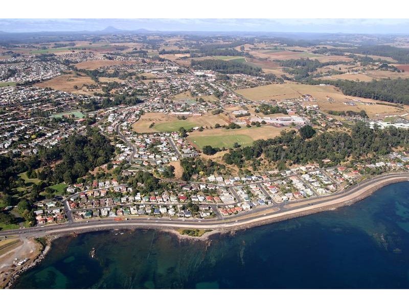 15 Bass Highway, Burnie TAS 7320