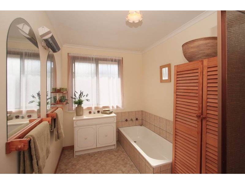 15 Manuka Drive, Burnie TAS 7320