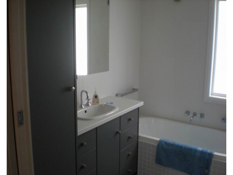 58 River Avenue, Heybridge TAS 7316